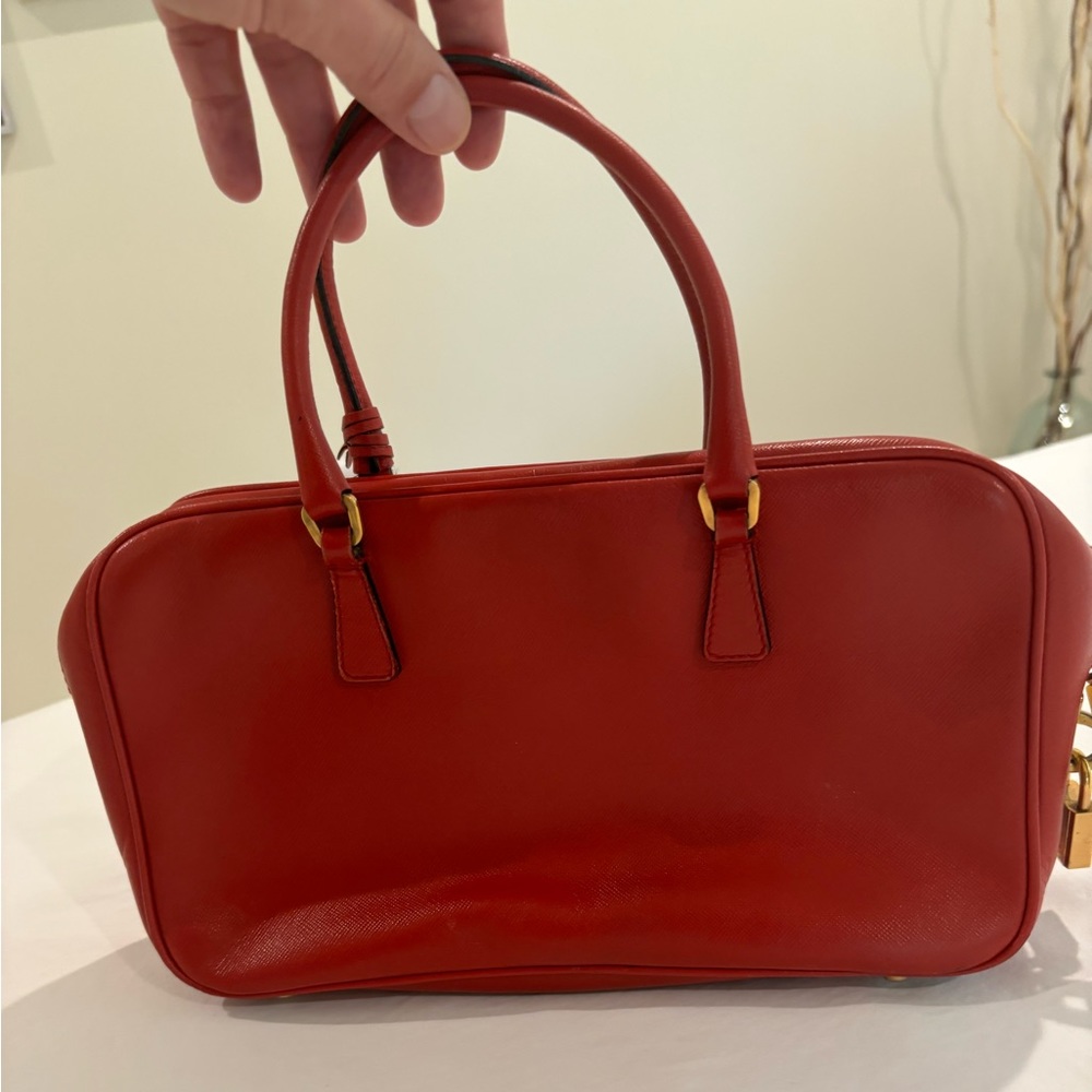 Prada bag - Picture 2 of 5